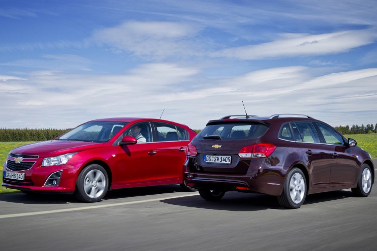 Chevrolet cruze 2012 хэтчбек