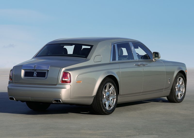 Phantom group аренда авто