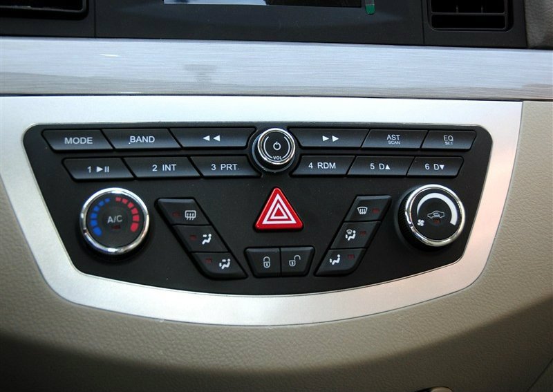 Lifan приборная панель