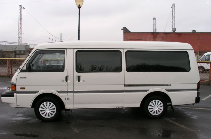 Мазда е2200 фото