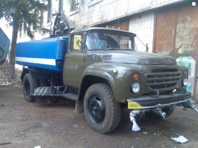 Зил 130 поливомоечная машина Зил 130 поливомоечная машина