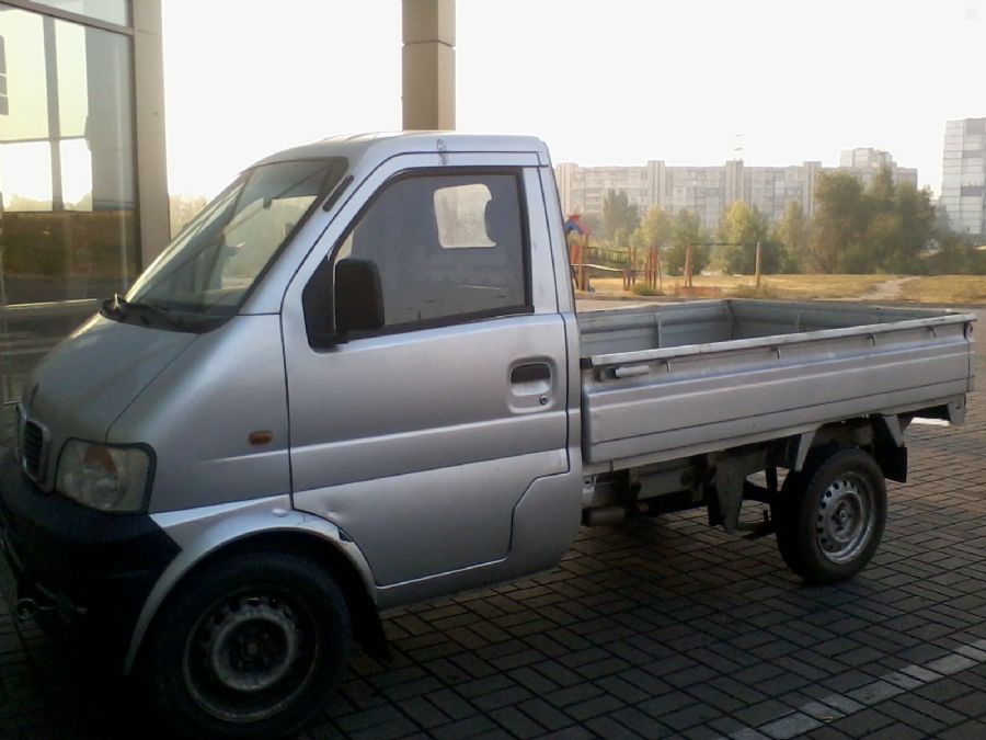 Dongfeng eq 1074