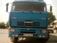 Запорожец тянет камаз