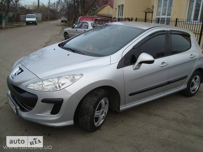 Дергается пежо 306