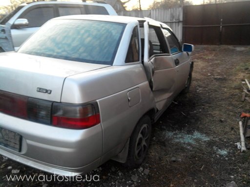Продаю ваз 2110
